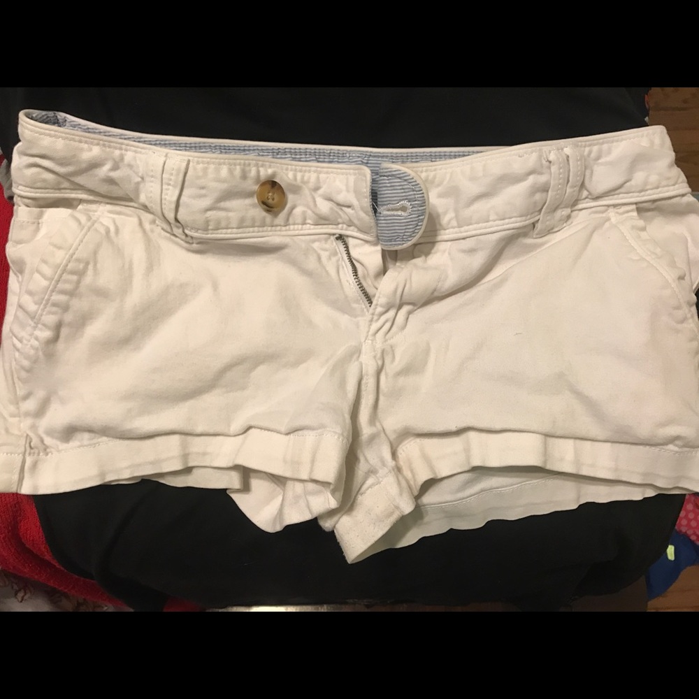 Red camel shorts